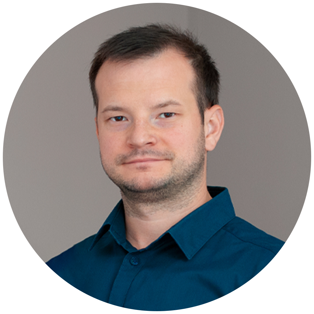 06. Rounded Staff Photos_Florin2